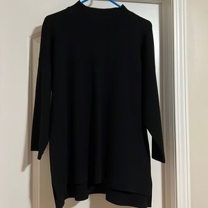 Black size Large Alfani sweater. Never worn